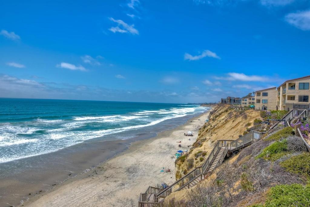 Oceanfront Luxury, Fully Remodeled, Five-Star Apartment Solana Beach Exterior photo